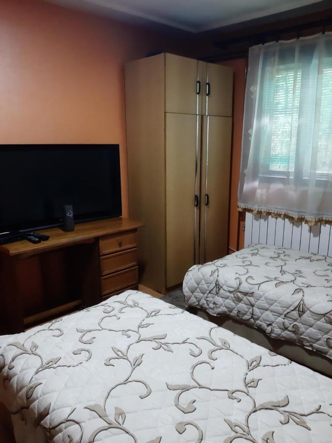 Vila Mir Pirot Exterior foto